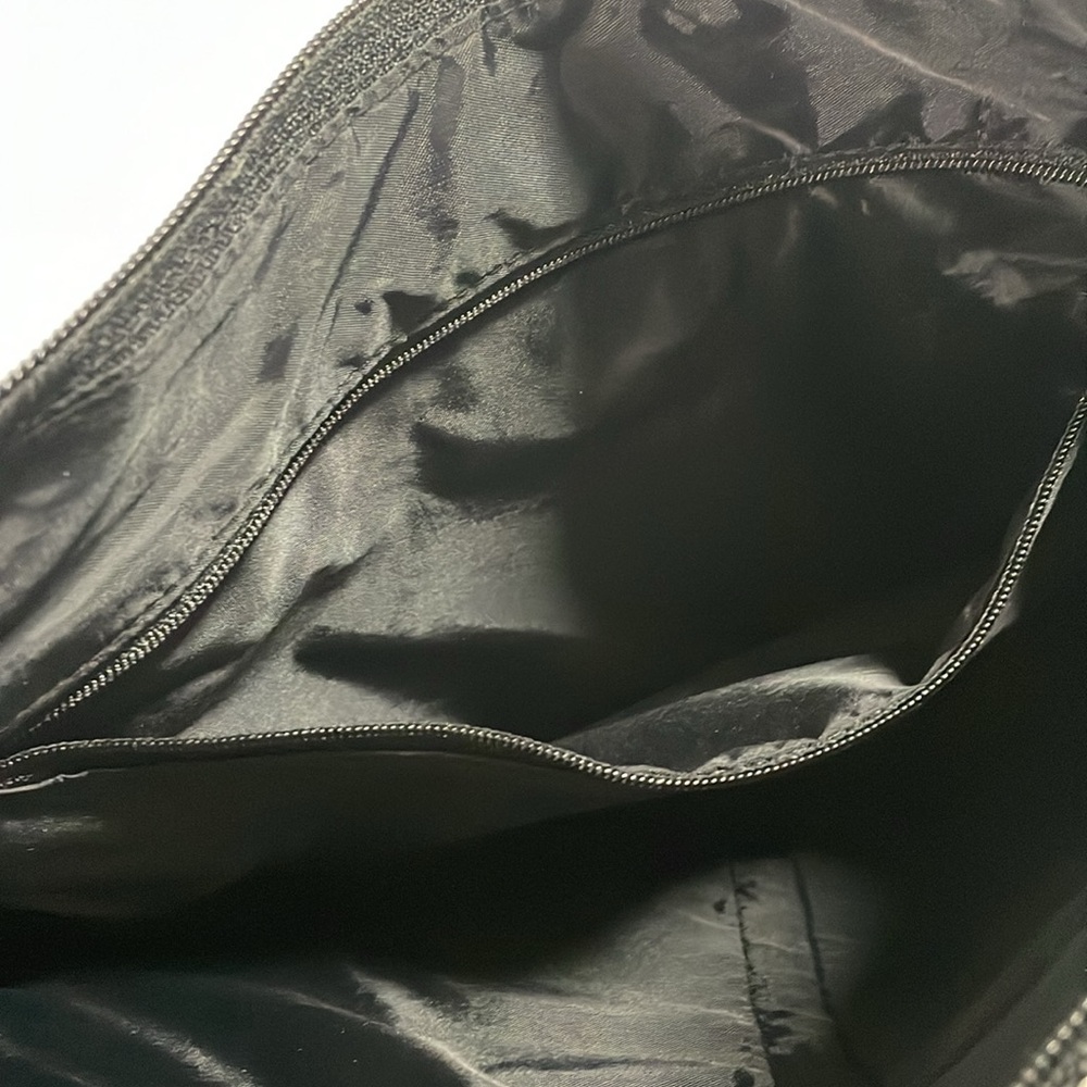 Old Navy Black travel purse - Picture 8 of 10